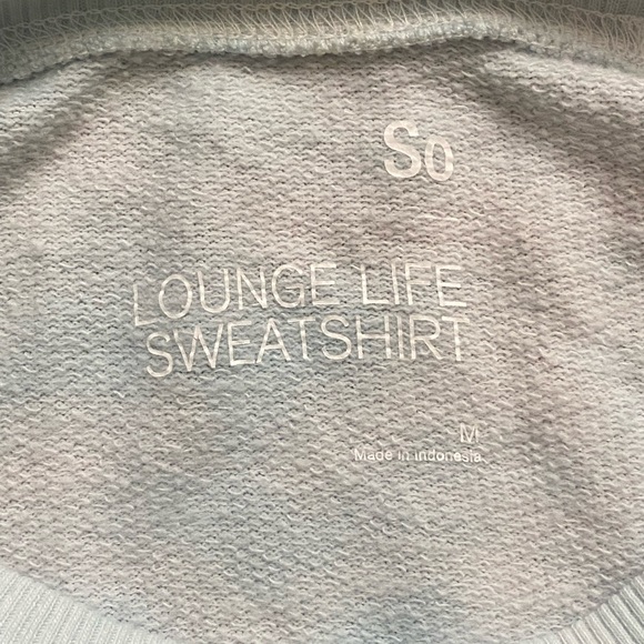 𝒯𝒾ℯ 𝒹𝓎ℯ 𝓈𝓌ℯ𝒶𝓉𝓈𝒽𝒾𝓇𝓉!♡ - Picture 8 of 8